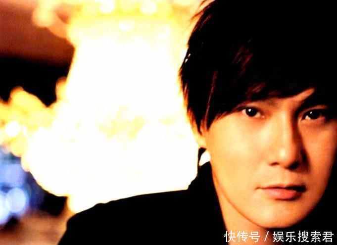 张信哲用细腻的歌声唱哭很多人, 网友: 他唱歌太