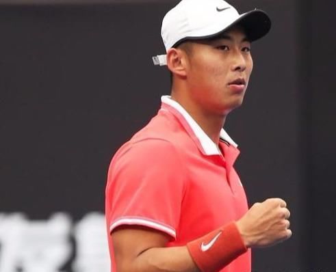 哥张择逆转对手,成功晋级2019年澳网资格赛决