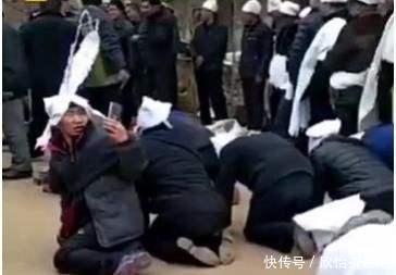 奶奶去世画面连发三条朋友圈,大学生孙女被家