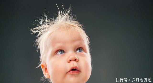 为何宝宝头发总竖着长?或许是3种原因,尤其是