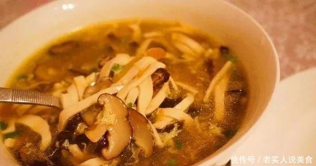 酸辣汤的做法大全家常菜 t01d7f0ea60222a6eff.jpg