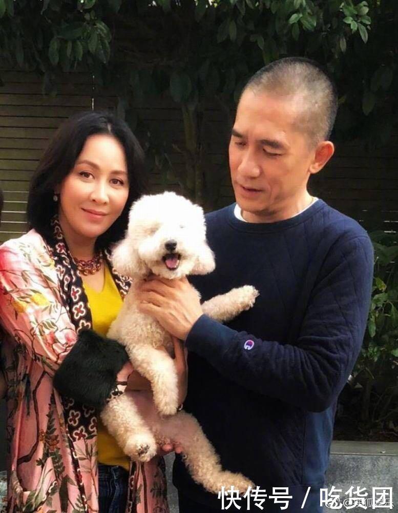 梁朝伟刘嘉玲全家福曝光,二人世界很幸福,网友