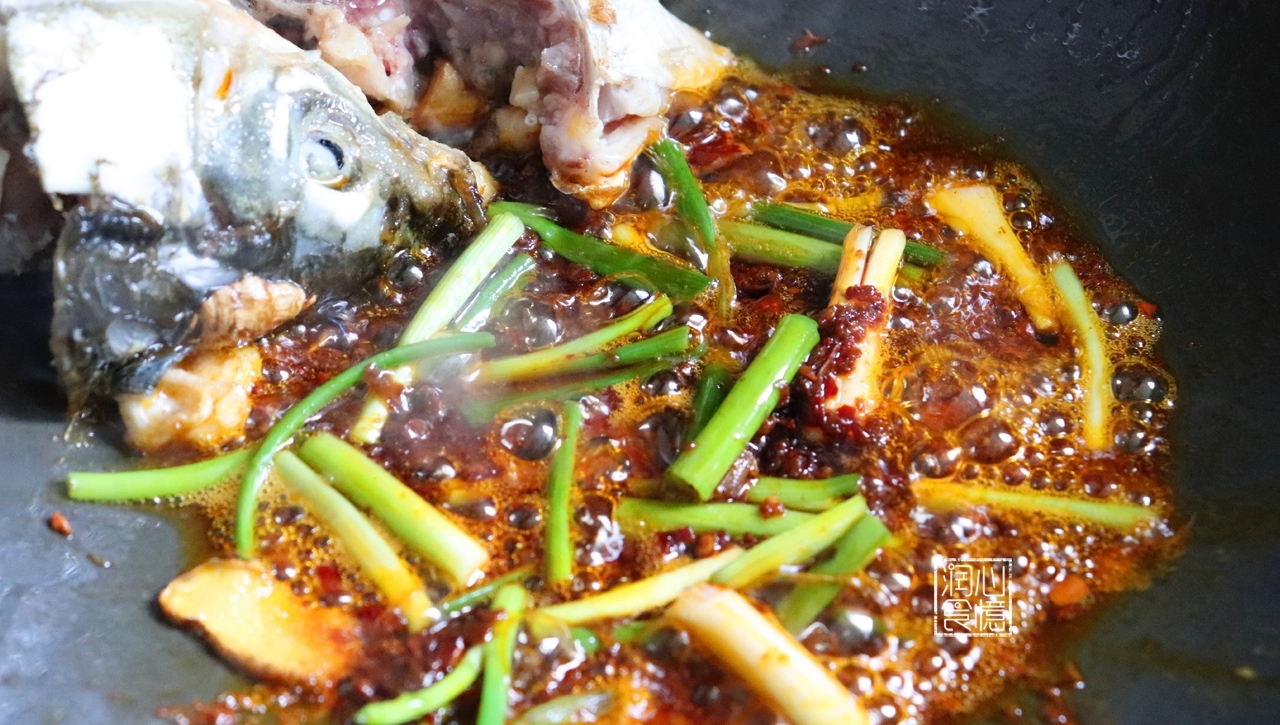 鱼多久能煮熟 t01da95a177a55fc38a.jpg