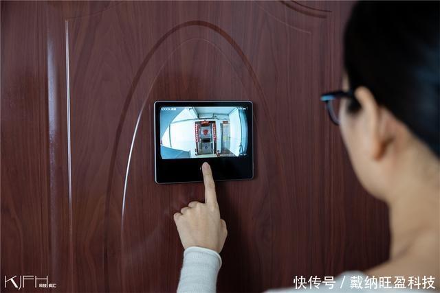 t01db86662e4c3779a1.jpg?size=640x427