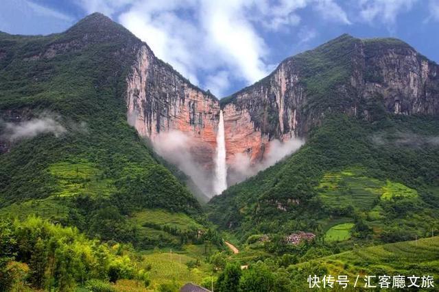 北纬30°上又一个神秘仙境，凭什么惊艳世界？