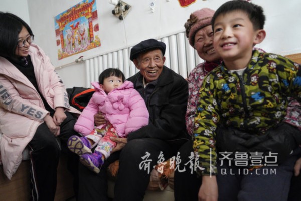 实拍:漫漫两千里,从内蒙古到山东,携家老小回家过年