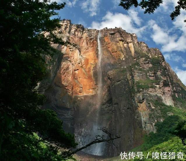 世界落差最大的瀑布，比世界第一高楼哈利法塔还要高