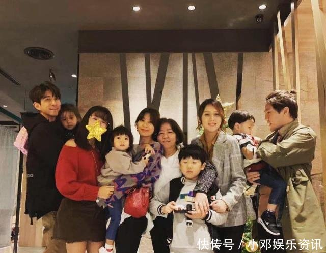 家人晒与眼睛表情包委屈贴吧的图片模仿,舅舅好美,舅妈合照图片