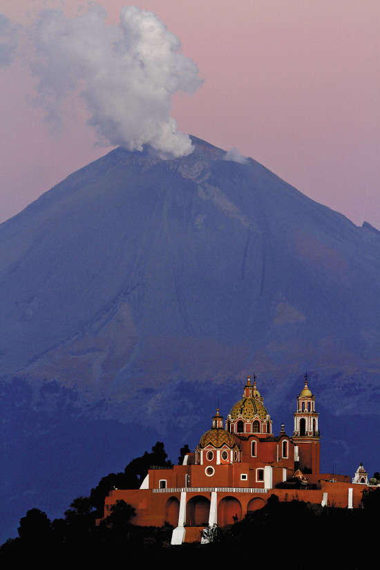 火山喷发也很美,图为墨西哥波波卡特佩特火山