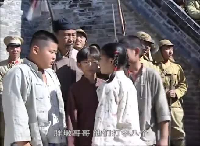 小兵张嘎:胖墩和鬼子比准头,鬼子耍赖,嘎子欲找公道没成功