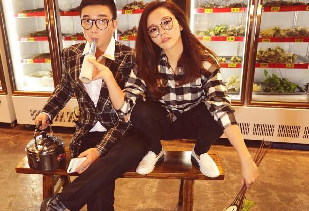 张靓颖婚变传闻后现身机场满面愁容非常憔悴!