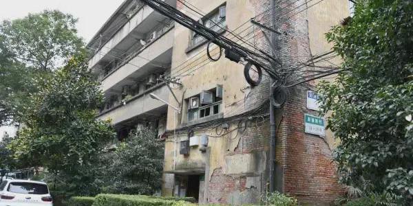 房龄超40年的预制板楼 装饰幕墙设计 第3张 房龄超40年的预制板楼 装饰幕墙设计 第3张