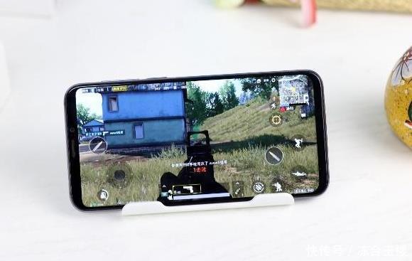 魅族出品?一款独一无二的刘海屏手机:魅族X8