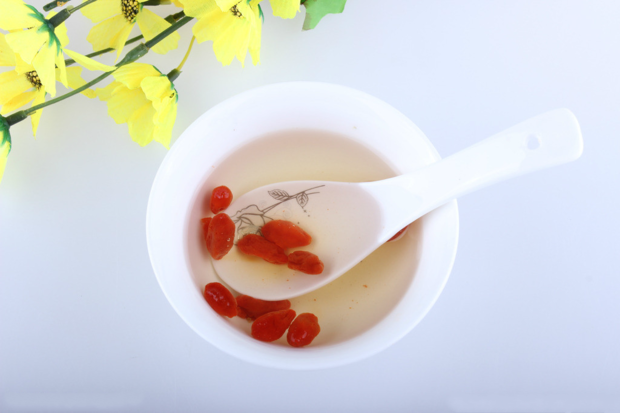 枸杞返潮粘连怎么办_好搜新知