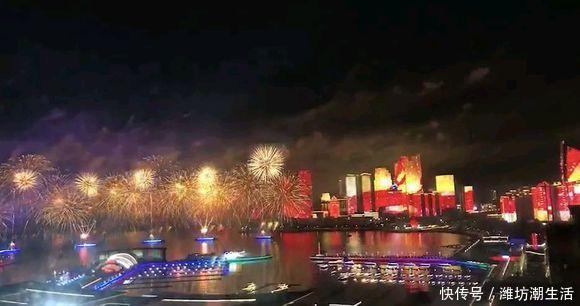 青岛迎接上合峰会,海滨绽放绚烂灯光秀,展示齐鲁大地亮丽风采!