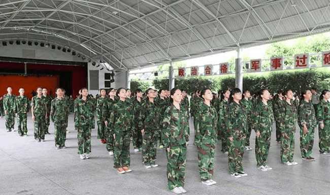 军人服役15年, 退伍后做什么比较好?