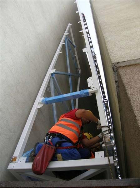 跪了!世界上\"最窄小\"的豪宅!最宽仅1.2米!