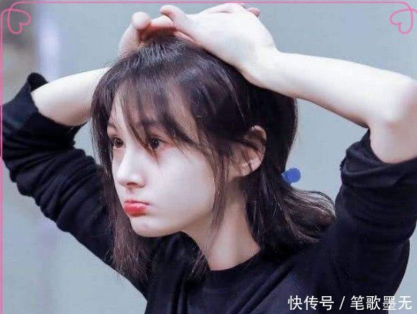 郑爽带替身妍妍出道,正脸曝光后,男朋友都不一