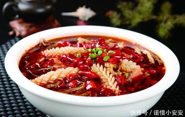 酸辣汤底怎么样熬制 t01ec6c520deb67d281.jpg