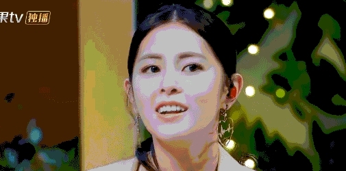 沈梦辰故意不想任容萱,美女远离跟张轩睿同框海涛身露。图片