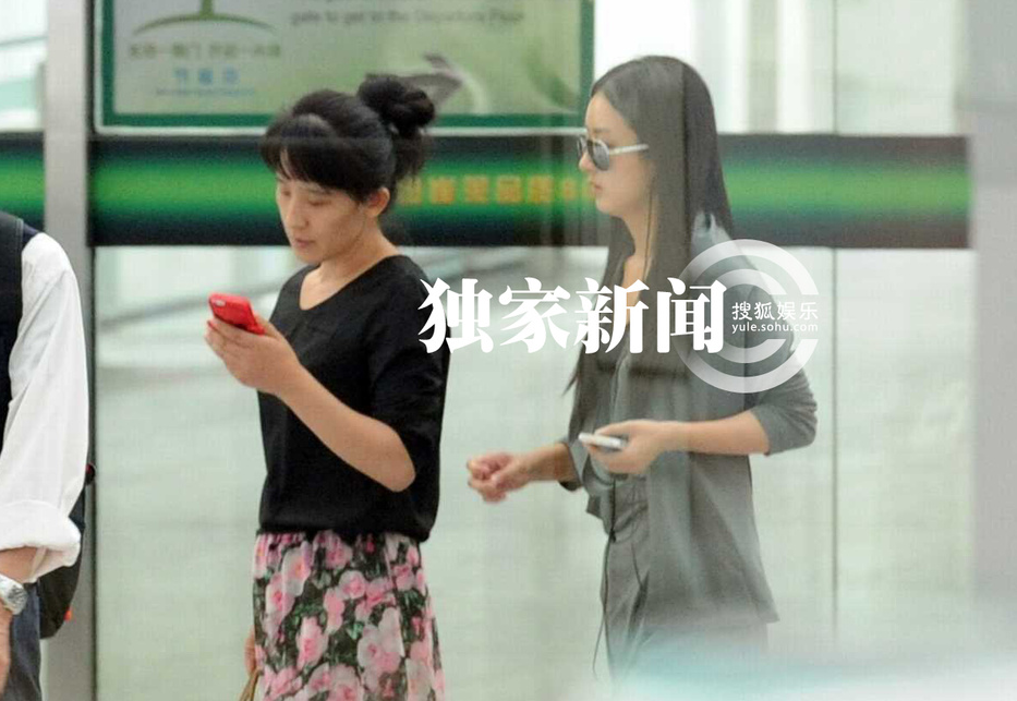 赵丽颖的母亲当过什么职业？你一定猜不到！