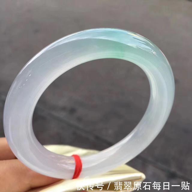t01f5af008decbb03bd.jpg