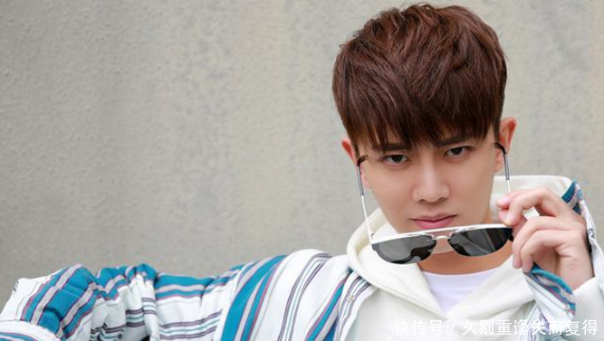 小鲜肉感慨每天只睡3小时,网友一天赚人家10年