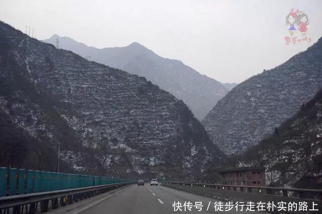 在旅行途中,如何处理衣服换洗的问题?