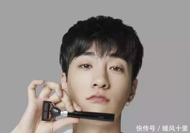 小清新男生发型,提高颜值就靠它了