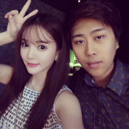 从夕阳事件盘点:电竞选手的女朋友们