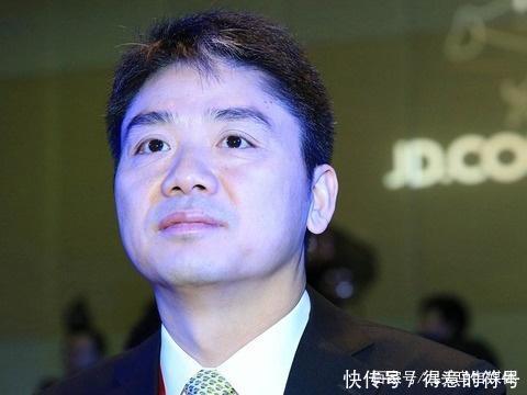 刘强东明州饭局女主被劝酒19次!索要钱财录音