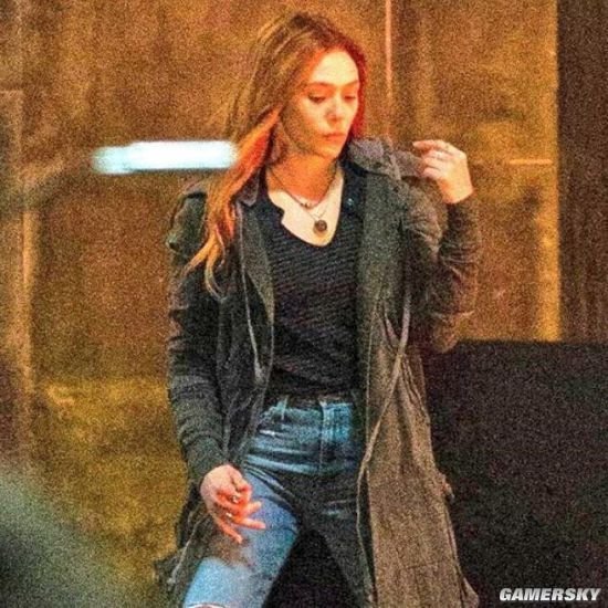 《复仇者联盟3:无限战争》最新片场照:绯红女