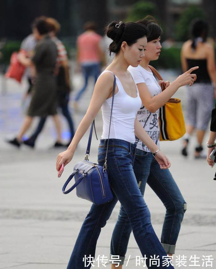 街拍:吊带宾馆低胸牛仔裤美女,腿真长情趣白色+偷听系列图片