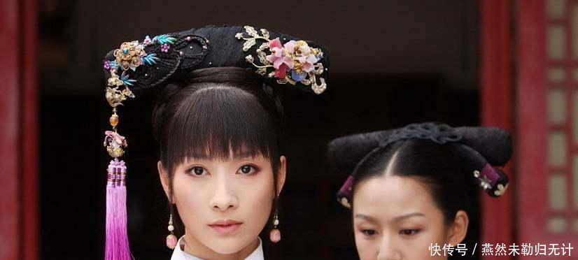 安陵容吃了苦杏仁, 抑郁而死, 盘子上的四个字实