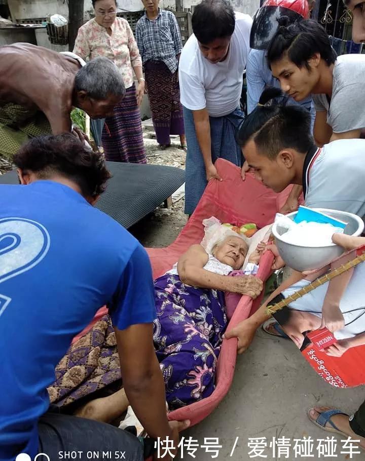 良心何在瓦城不孝子狠心将84岁老母弃在路边
