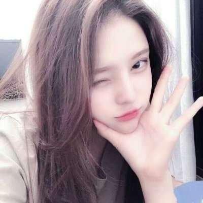 搞笑段子：打开冰箱满目琳琅的饮料，纠结了十几分钟也不知道买啥