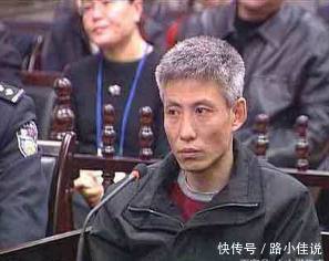 他是东北黑社会老大，曾将副市长儿子打残，还当众扇脸一天王