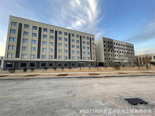 钢结构需要什么专业建造师（-钢结构建造师需要具备哪些专业知识和技能）