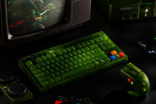 惊艳视界:八位堂Retro系列绿透键鼠套装震撼首发!
