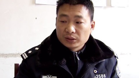 播报多看点 少年弑父悲剧后的反思 宠物的演技