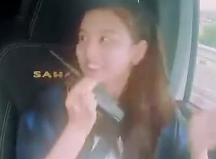 花少的冒险日记 《路灯下的小姑娘》魔性发行
