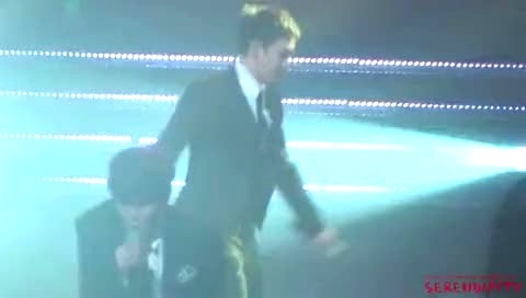 2PM Follow Your Soul - Fan meeting 主Nichkhun 饭拍版 12/04/01-2PM