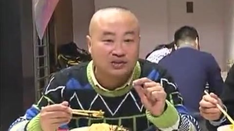 美食地铁 鸡脚炒料