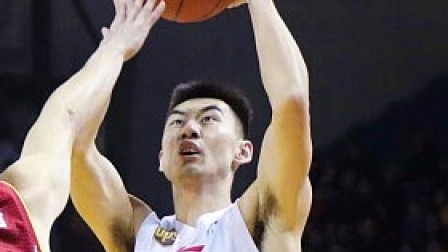 CBA 18/19赛季 吉林VS浙江第一节：崔晋铭开局连得5分，琼斯手起刀落三分回应对手