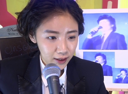 818超女聊天室 关名扬变身演绎刘欢神同步