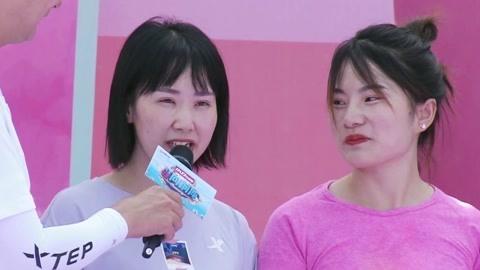 男生女生向前冲 第十四季 勇敢姐妹花齐闯关 为友情坚持登顶成功