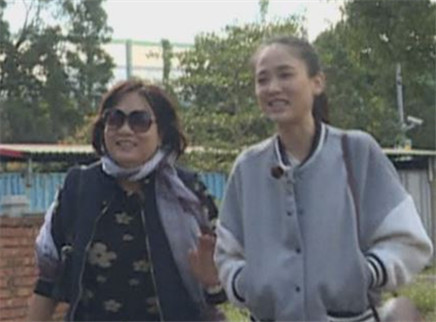 见笑见孝 陈乔恩开启炫美食模式