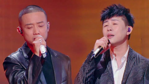 天赐的声音 第四季 张靓颖张碧晨唱《谁》 GAI胡彦斌唱尽男儿泪(三)