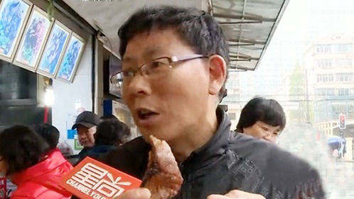 人气美食 香酥嫩口本帮熏鱼！可乐味啥滋味？