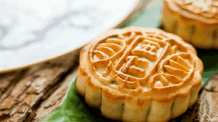 报信儿 网红蛋黄流心输了 五仁月饼才是当年的流量担当！
